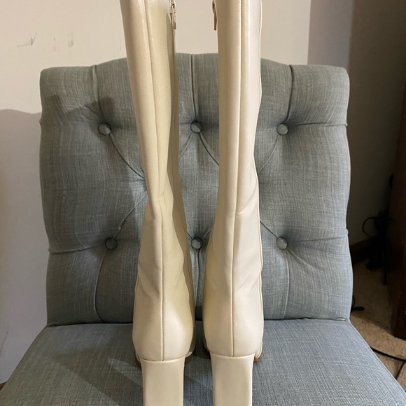 Womens knee high boots size 6 wore once - Picture 4 of 4